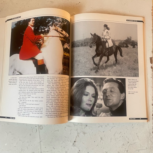 Patrick Macnee autograph - Picture 10 of 11